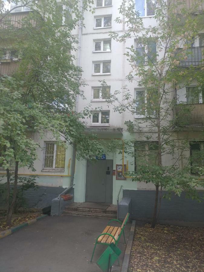 Dwuszka Na Novyh Cheremuszkah Apartamento Moscovo Exterior foto